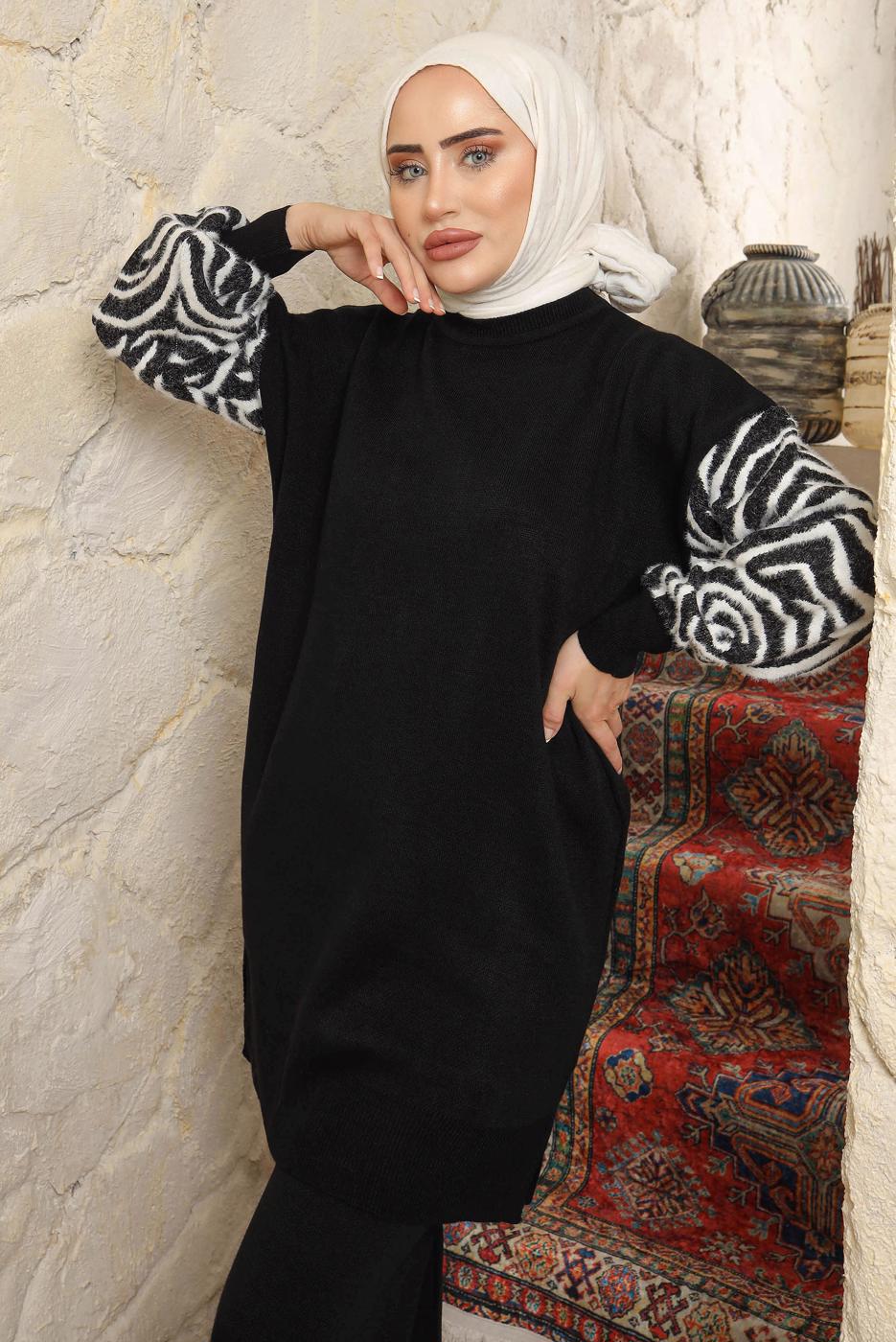 Tesettür giyim SİYAH KOLU DESENLİ PANTOLONLU TAKIM T 9508