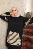 Tesettür giyim SİYAH ÇİZGİLİ CEPLİ PANTOLONLU TAKIM T 9643