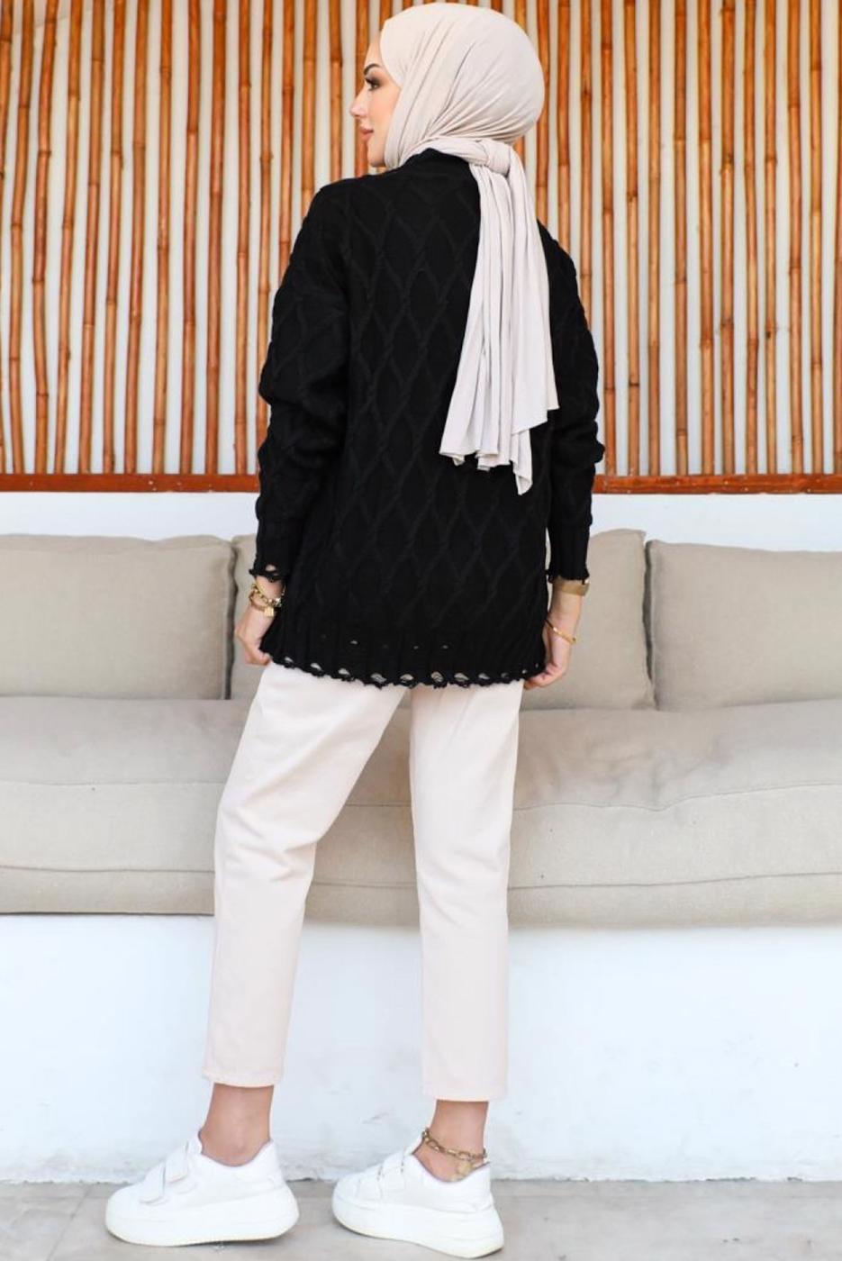 Tesettür giyim SİYAH DESENLİ TRİKO TUNİK T 0863