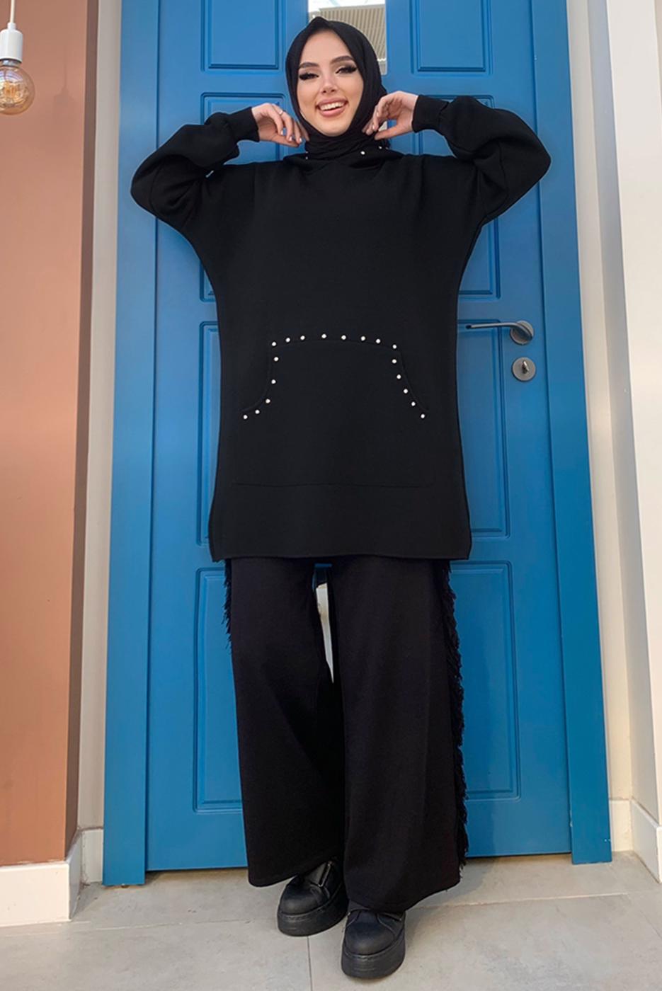 Tesettür giyim SİYAH KAPÜŞONLU TAŞ DETAYLI TRİKO TUNİK T 44222