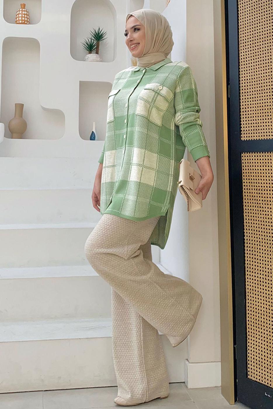 Tesettür giyim YEŞİL KARELİ TRİKO TUNİK T 4734