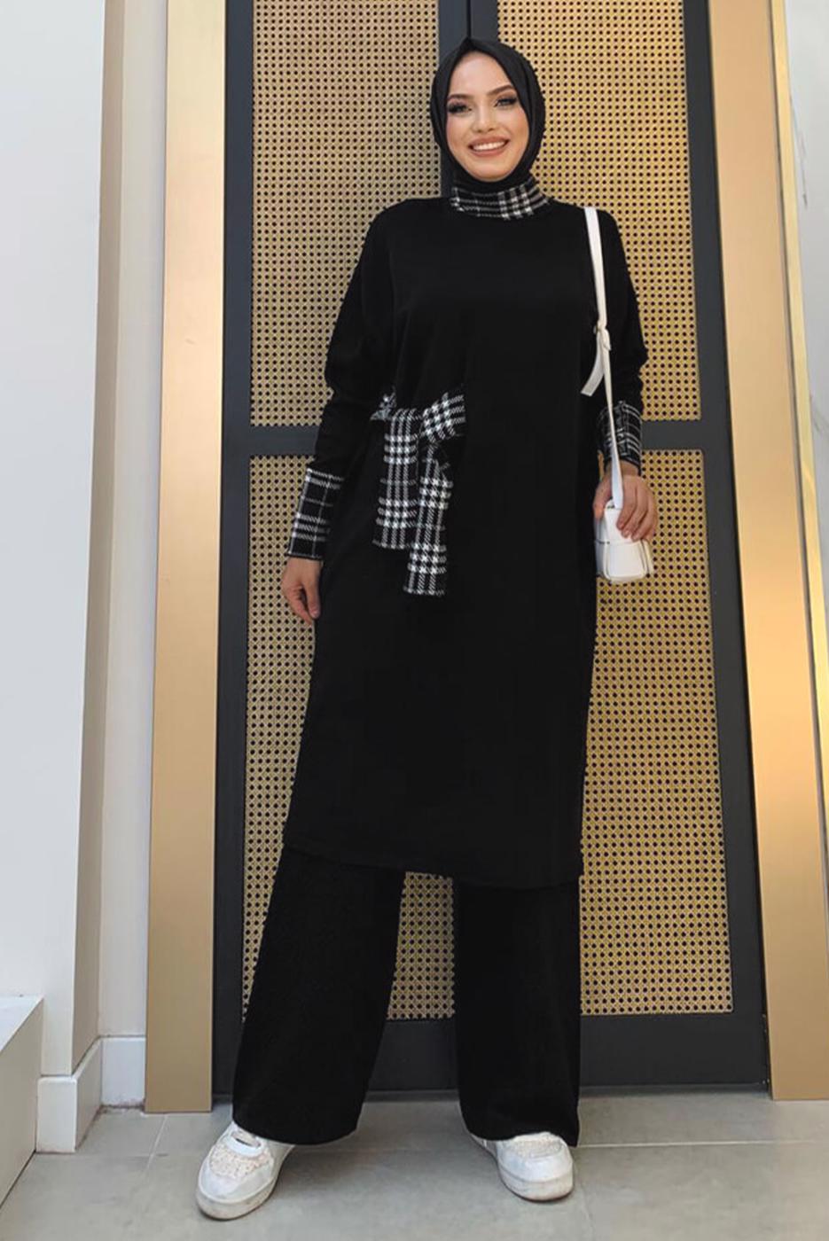 Tesettür giyim SİYAH DİK YAKA TRİKO TUNİK T 8334