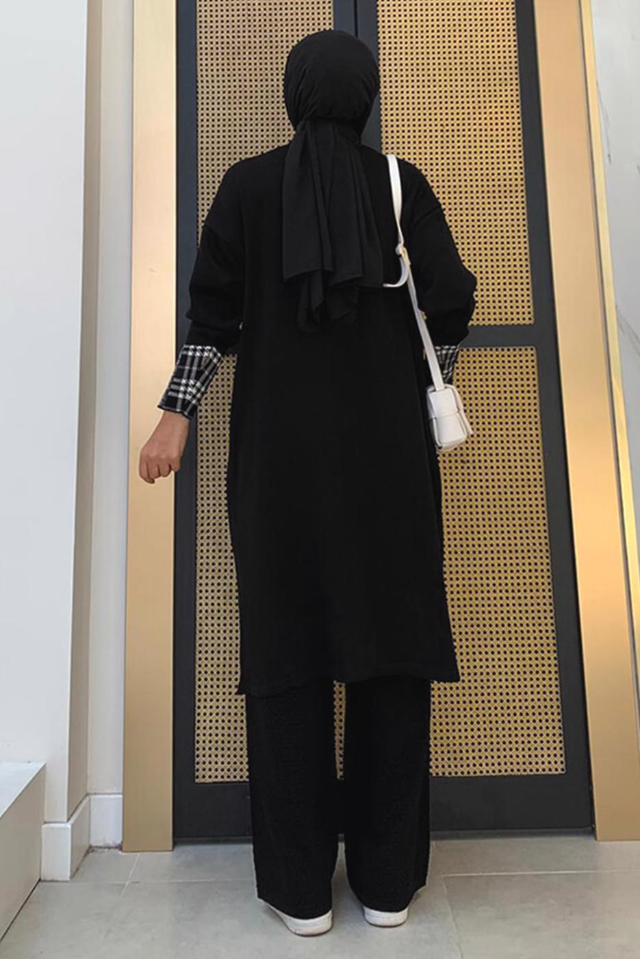 Tesettür giyim SİYAH DİK YAKA TRİKO TUNİK T 8334