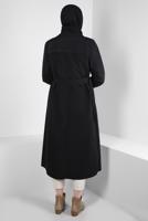 Tesettür giyim SİYAH KRUVAZE YAKA BANTLI KEMERLİ TRENÇKOT T 083