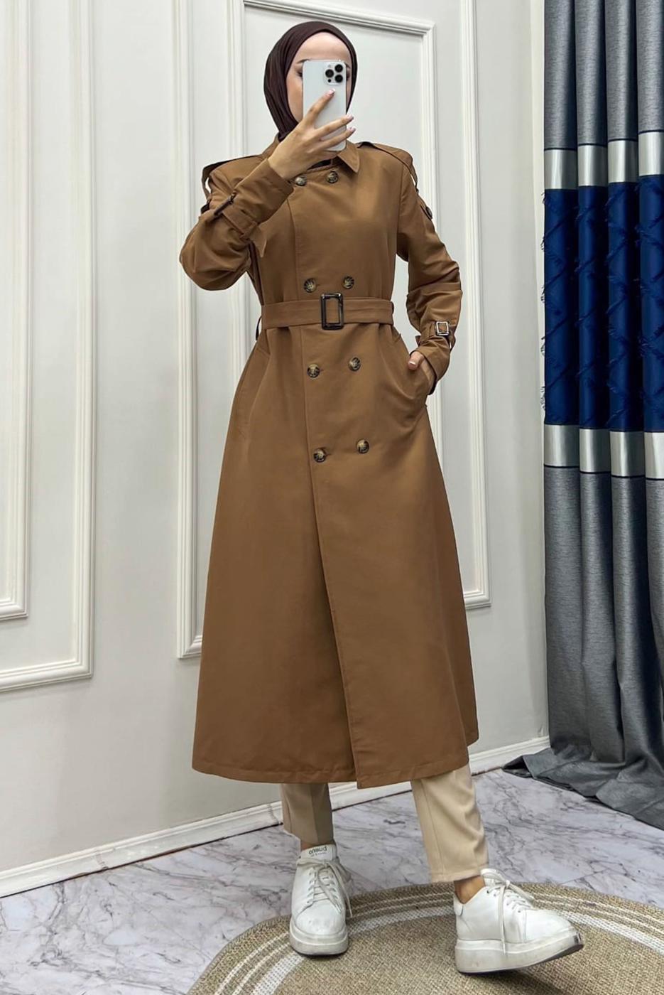 Tesettür giyim KAHVE KRUVAZE YAKA BANTLI KEMERLİ TRENÇKOT T 083