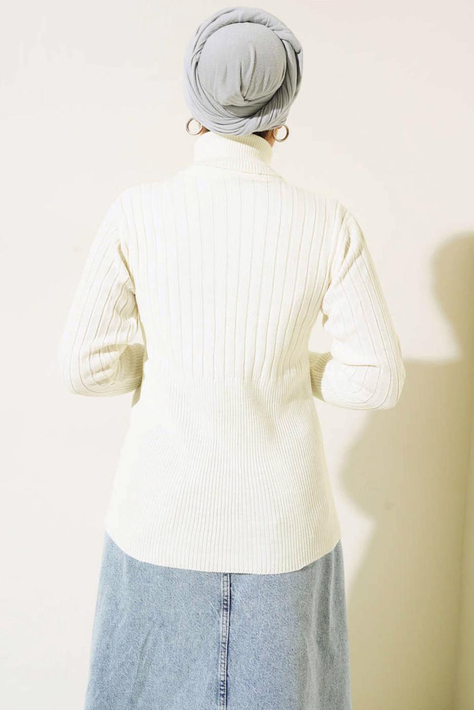 Tesettür giyim EKRU TRİKO KAZAK T 3105