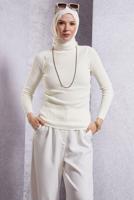 Tesettür giyim EKRU BOĞAZLI TRİKO KAZAK T 6408