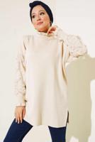 Tesettür giyim EKRU FIRFIR DETAYLI TRİKO KAZAK T 8003