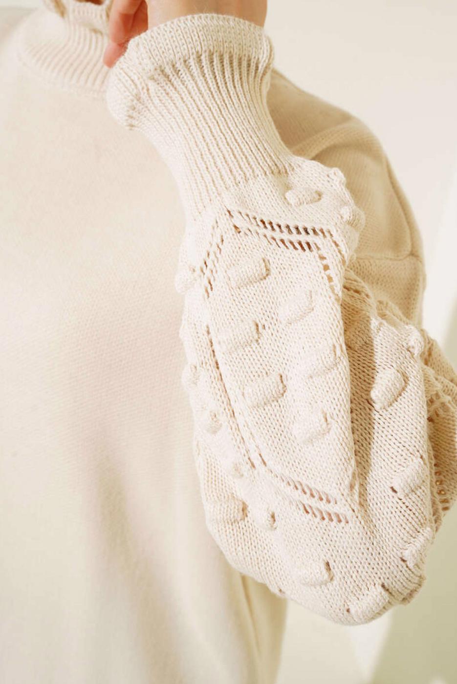 Tesettür giyim EKRU FIRFIR DETAYLI TRİKO KAZAK T 8003