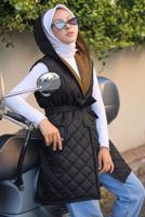 Tesettür giyim SİYAH KAPÜŞONLU KUŞAKLI KAPİTONE ŞİŞME YELEK T 0321-1