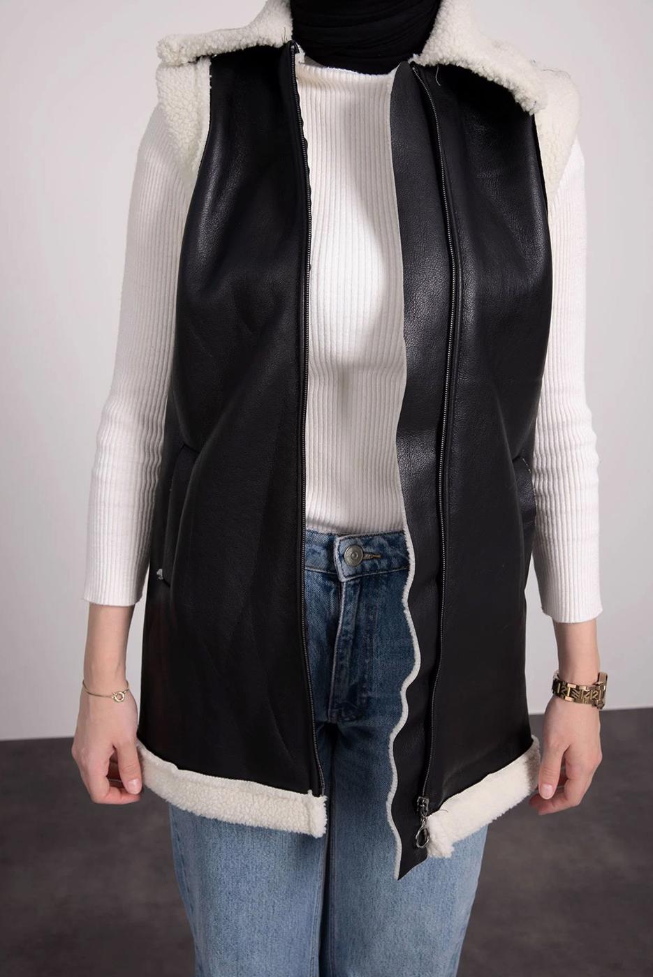 Tesettür giyim SİYAH SUNİ DERİ YELEK T 0795