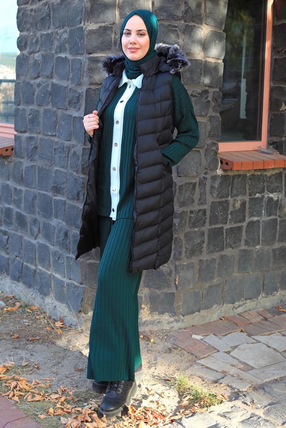 Hijab clothing BLACK HOODED PUFFER VEST T 2020-1