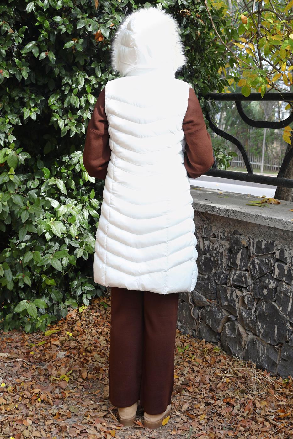 Hijab clothing WHITE HOODED PUFFER VEST T 2020-1