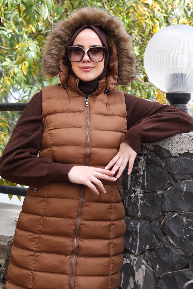 Tesettür giyim TABA KAPÜŞONLU ŞİŞME YELEK T 4747 - TRENDTESETTÜR