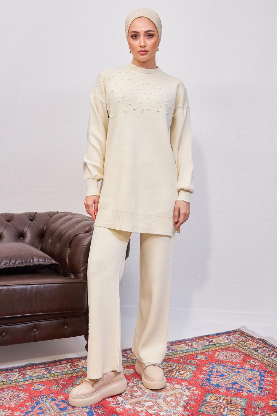 Tesettür giyim BEJ İNCİLİ PANTOLONLU TRİKO TAKIM T 8608