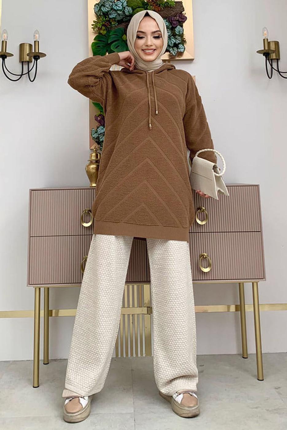 Tesettür giyim TABA KAPÜŞONLU TRİKO TUNİK T 9216
