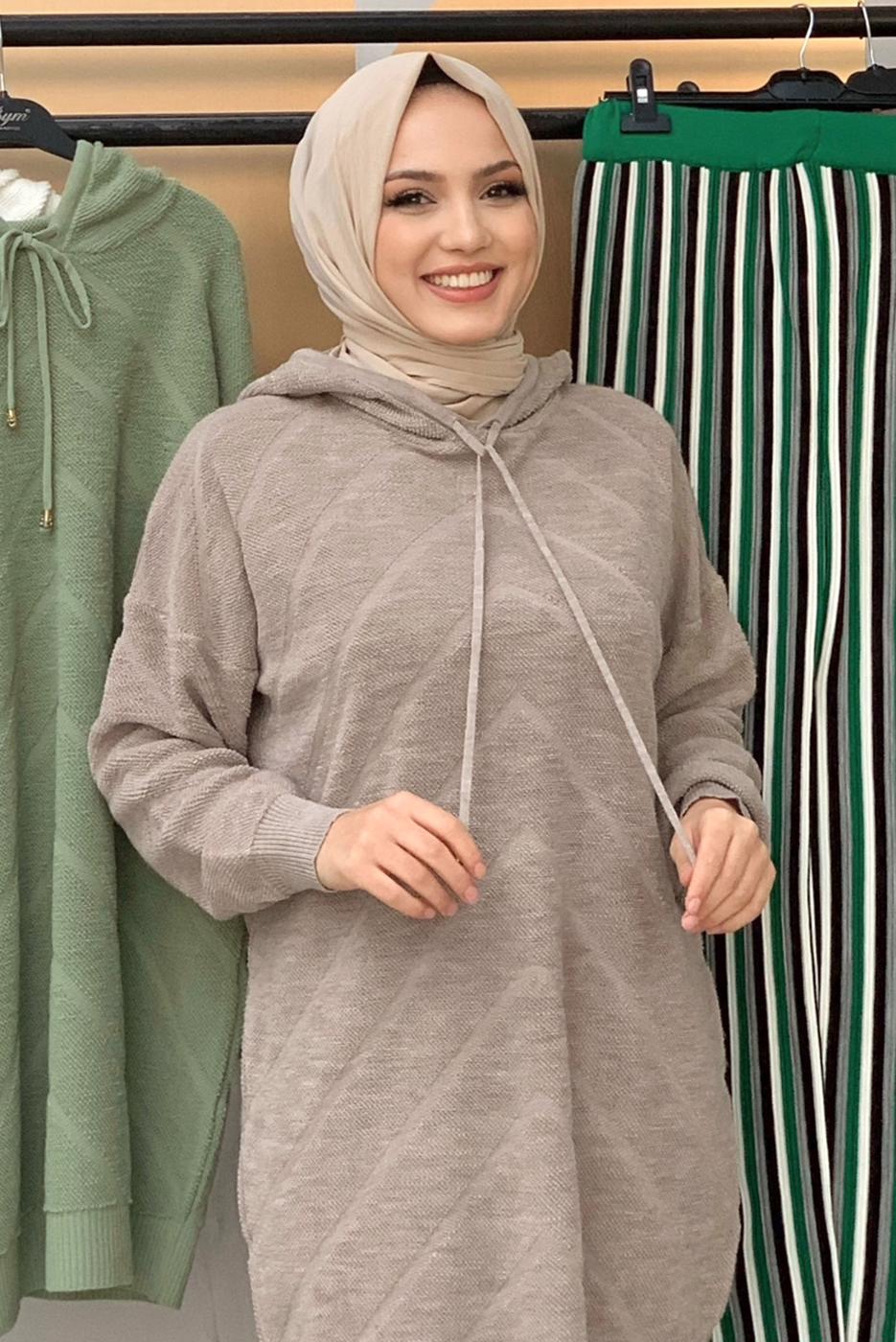 Tesettür giyim VİZON KAPÜŞONLU TRİKO TUNİK T 9216