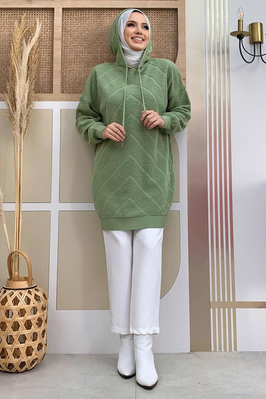 Tesettür giyim YEŞİL KAPÜŞONLU TRİKO TUNİK T 9216