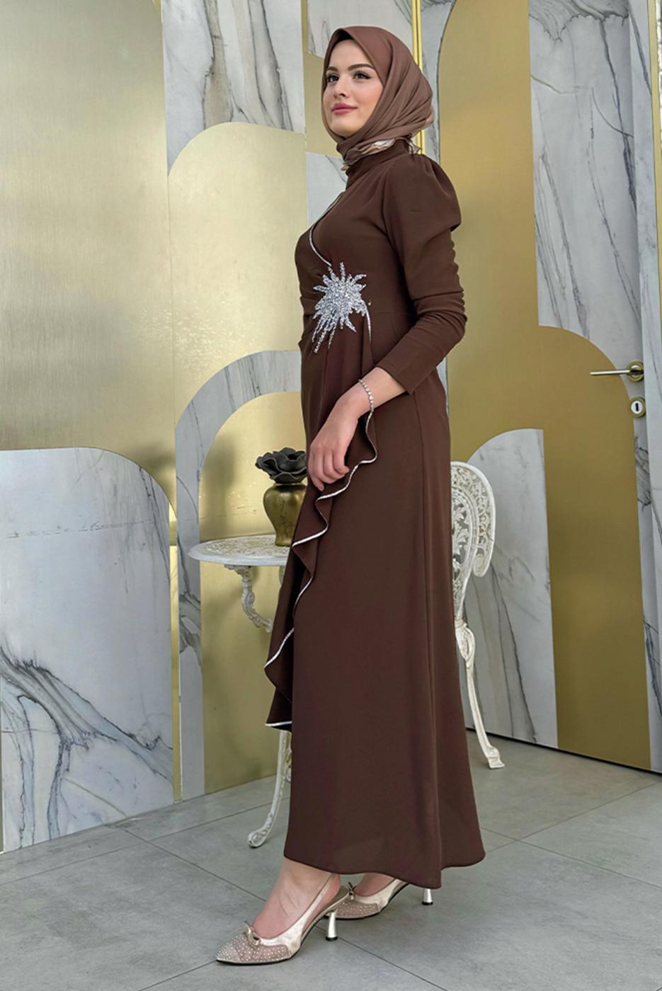 Vêtements hijab BRUN ROBE DE SOIRÉE À VOLANTS T 2021