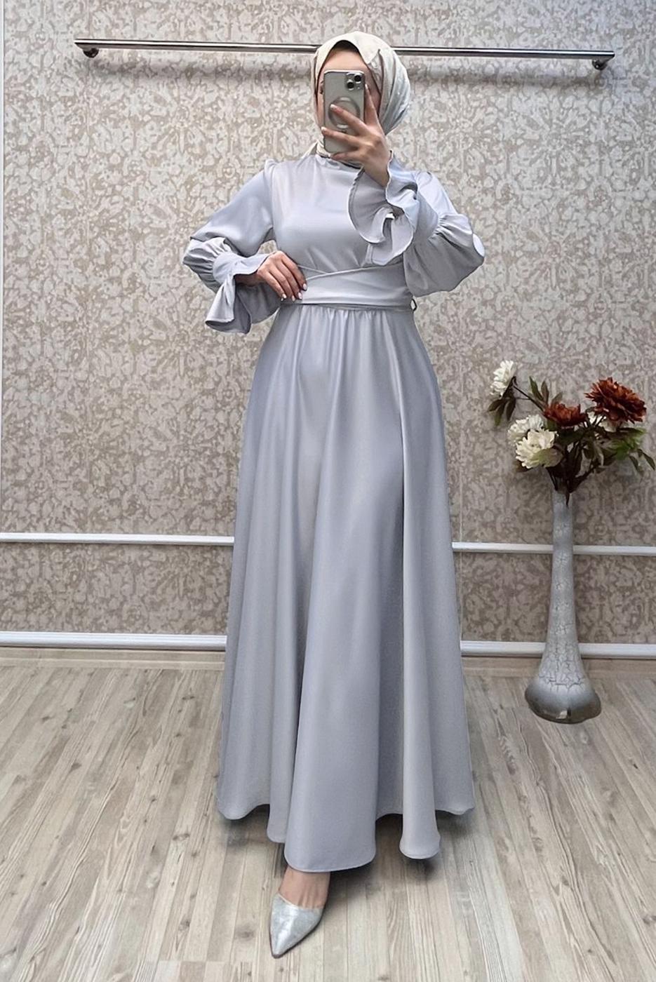 Tesettür giyim GRİ KUŞAKLI SATEN ABİYE ELBİSE T 3895