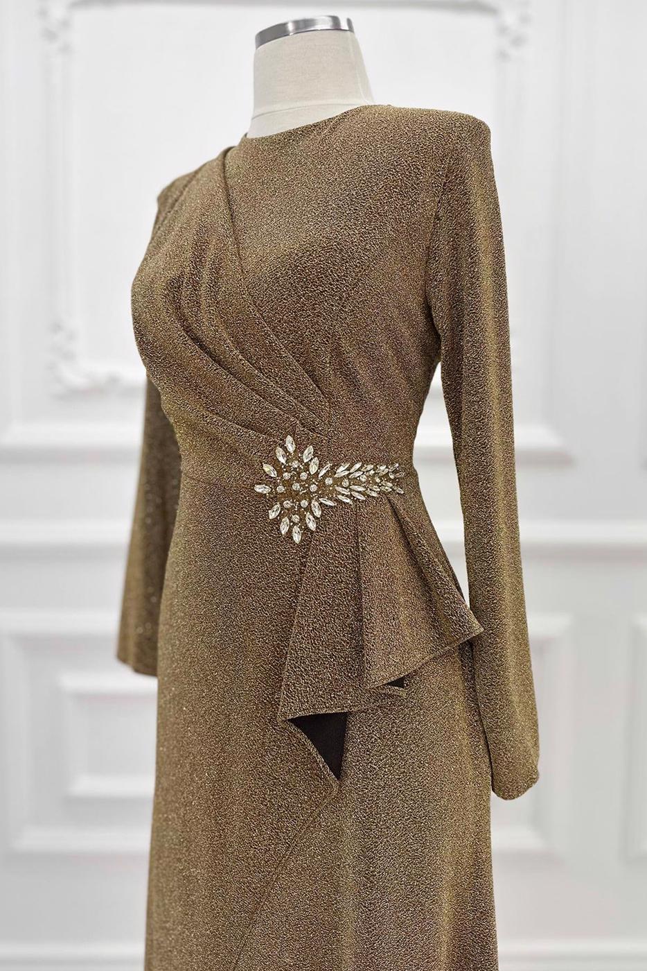 Hijab clothing GOLD EVENING DRESS WITH GEM T 8653