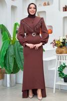Tesettür giyim KAHVE KEMERLİ TÜY DETAYLI ABİYE ELBİSE T 9683