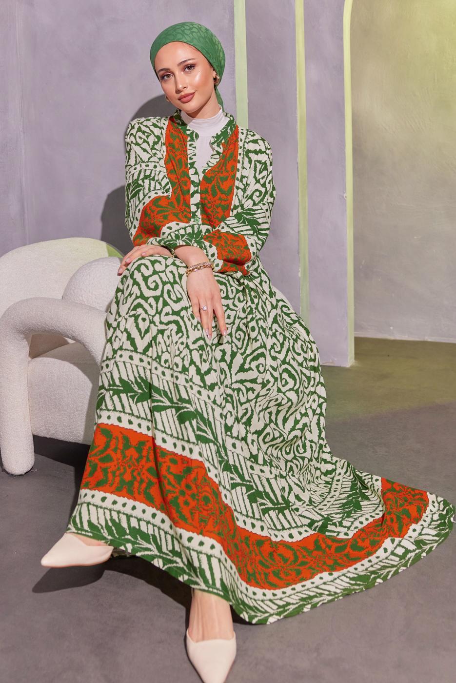 Tesettür giyim YEŞİL ETNİK DESENLİ SALAŞ ELBİSE T 8904