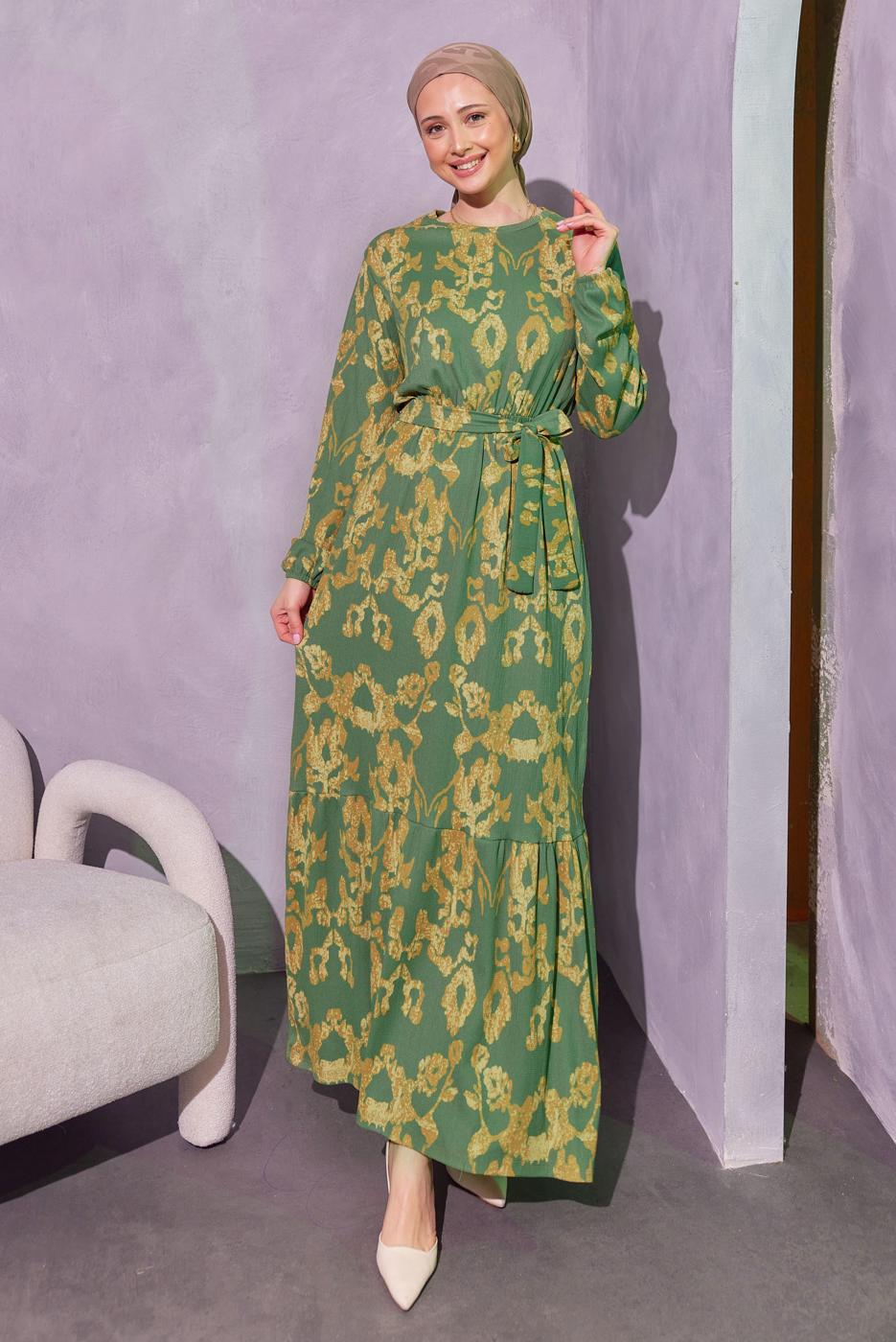 Tesettür giyim YEŞİL KUŞAKLI DESENLİ ELBİSE T 0014
