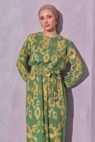 Tesettür giyim YEŞİL KUŞAKLI DESENLİ ELBİSE T 0014
