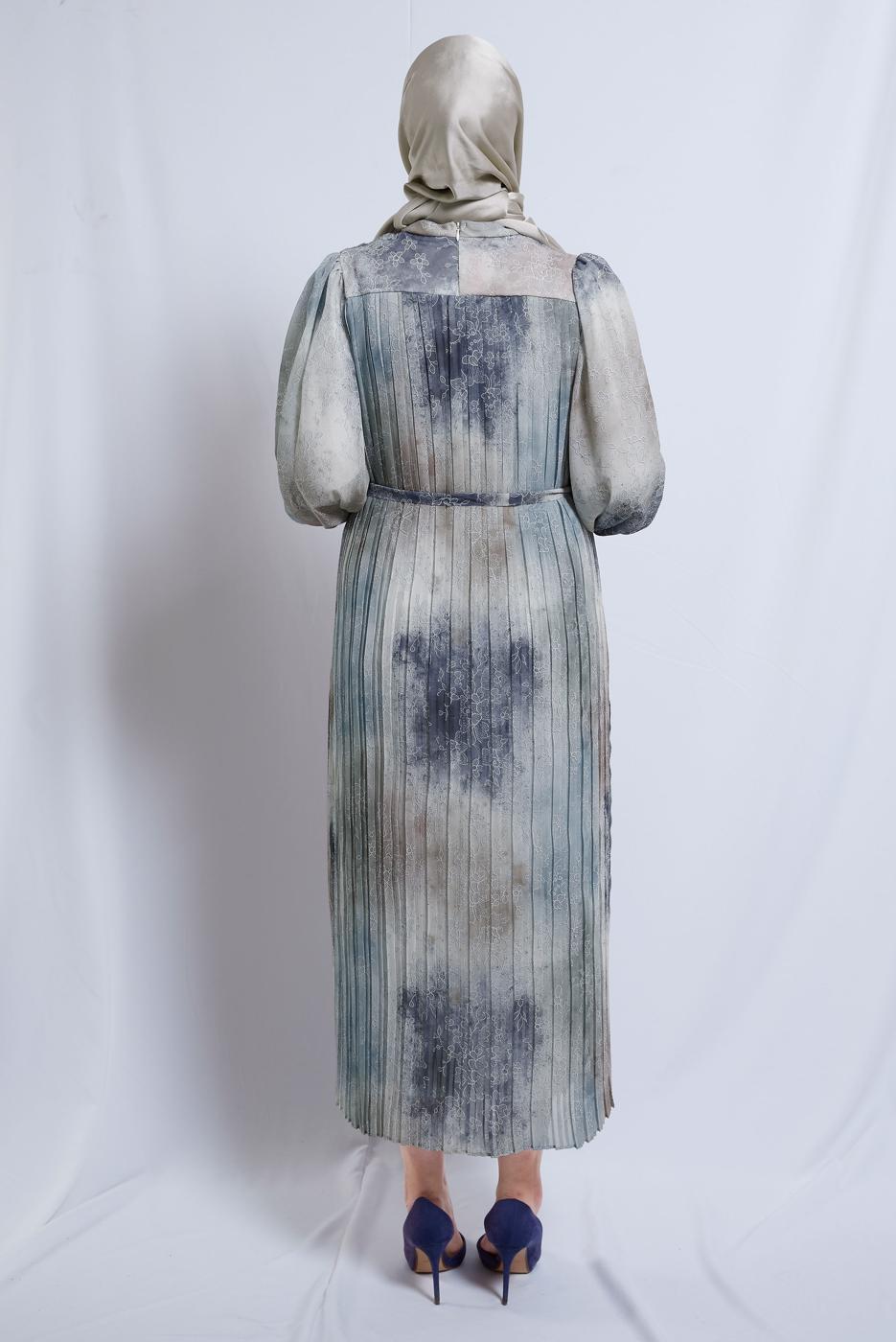 Vêtements hijab BLEU ROBE EN MOUSSELINE CEINTURE T 0985