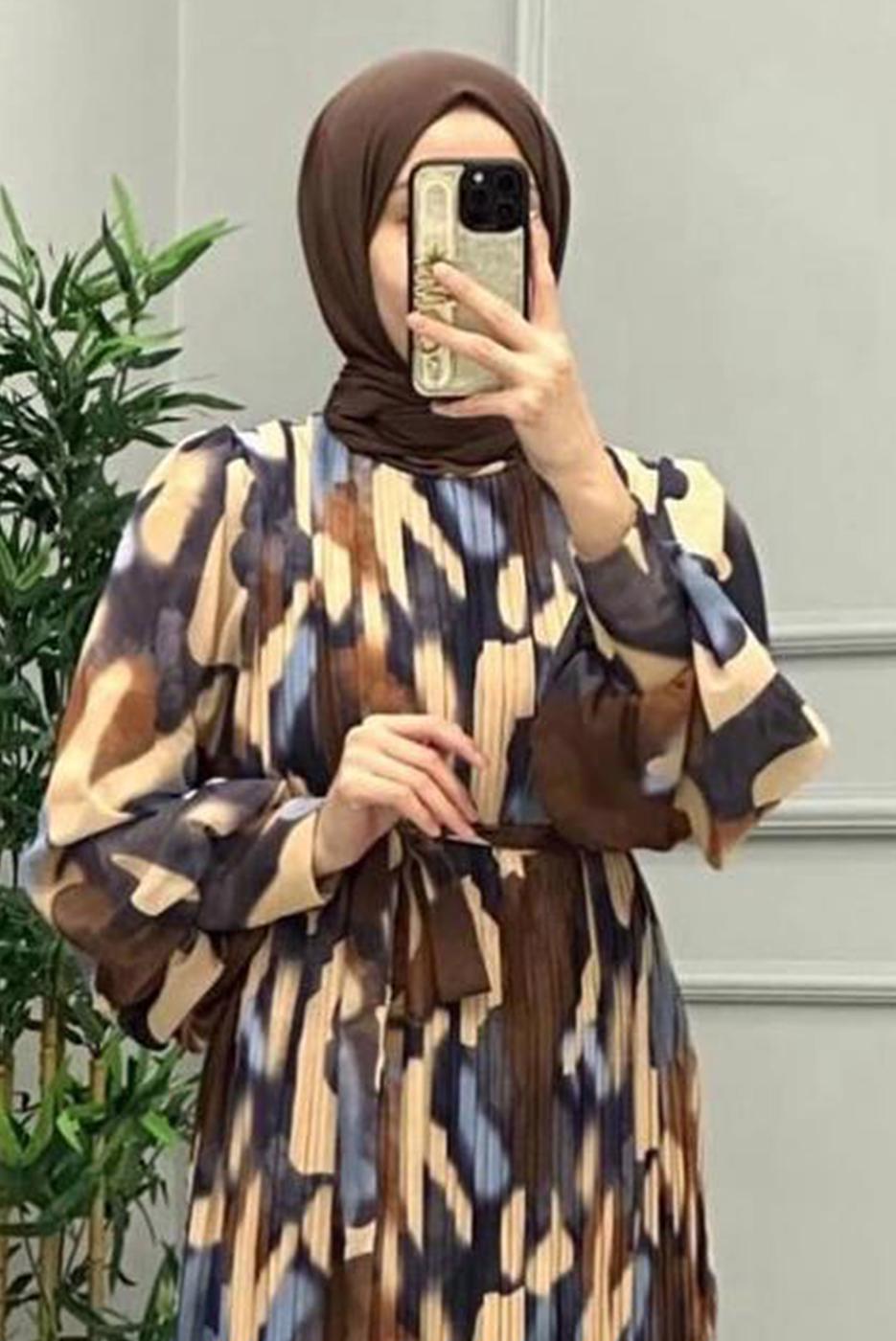 Tesettür giyim LACİVERT KUŞAKLI DESENLİ ŞİFON ELBİSE T 0985-3