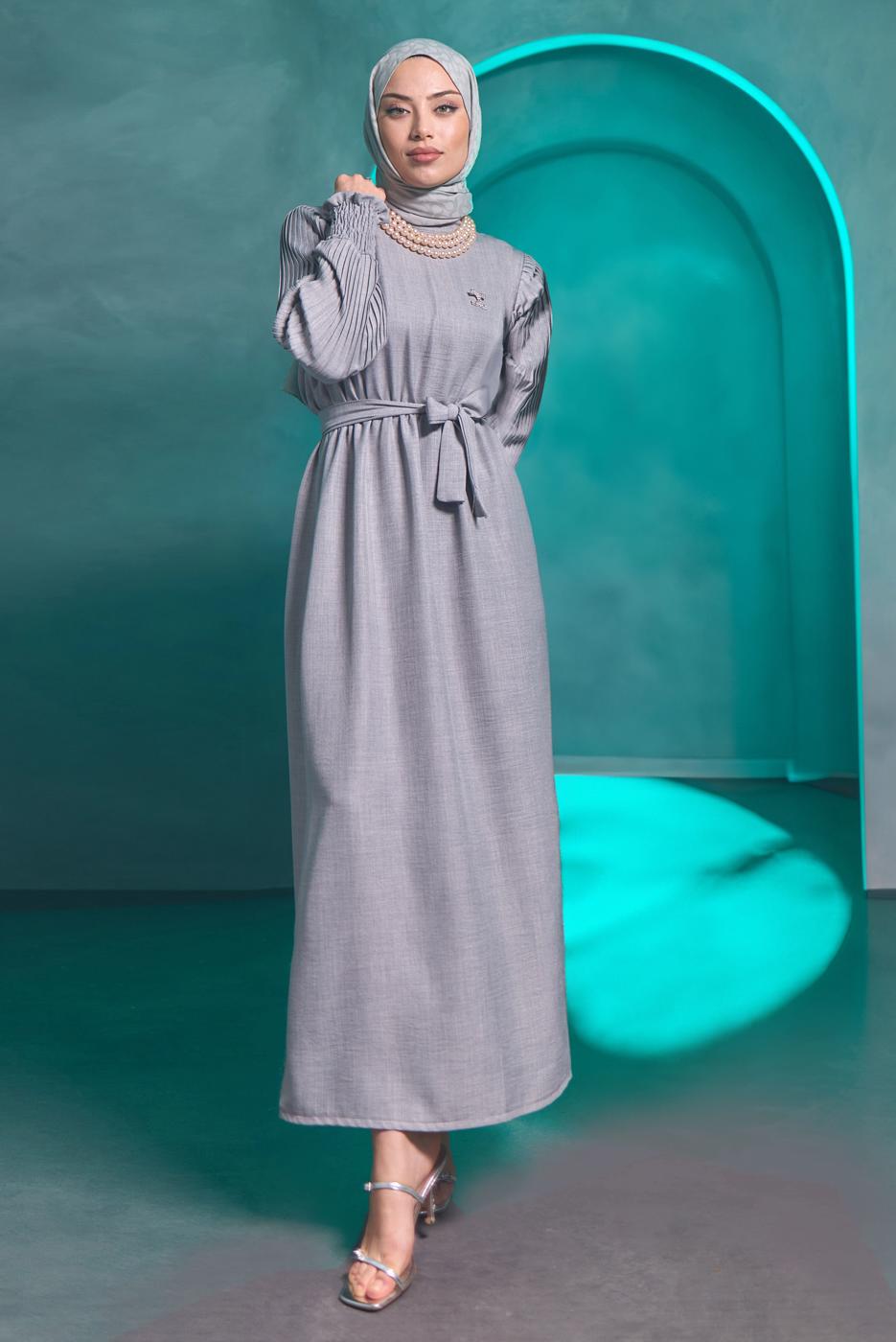 Tesettür giyim GRİ KUŞAKLI ELBİSE T 2193
