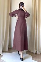 Tesettür giyim MOR BAĞCIK DETAYLI ELBİSE T 2695