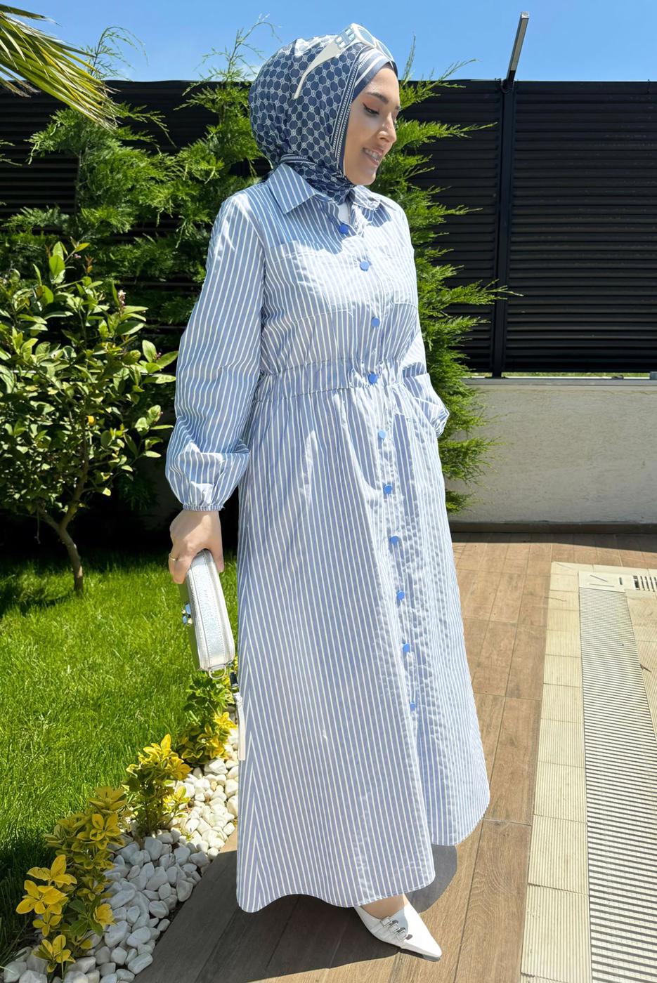 Vêtements hijab BLEU ROBE À RAYURES T 2801