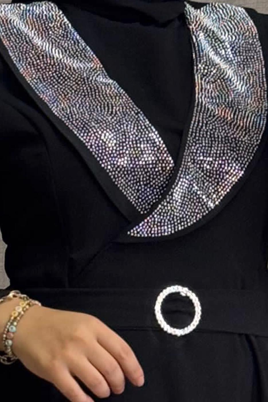 Tesettür giyim SİYAH TAŞLI KEMERLİ ELBİSE T 2848