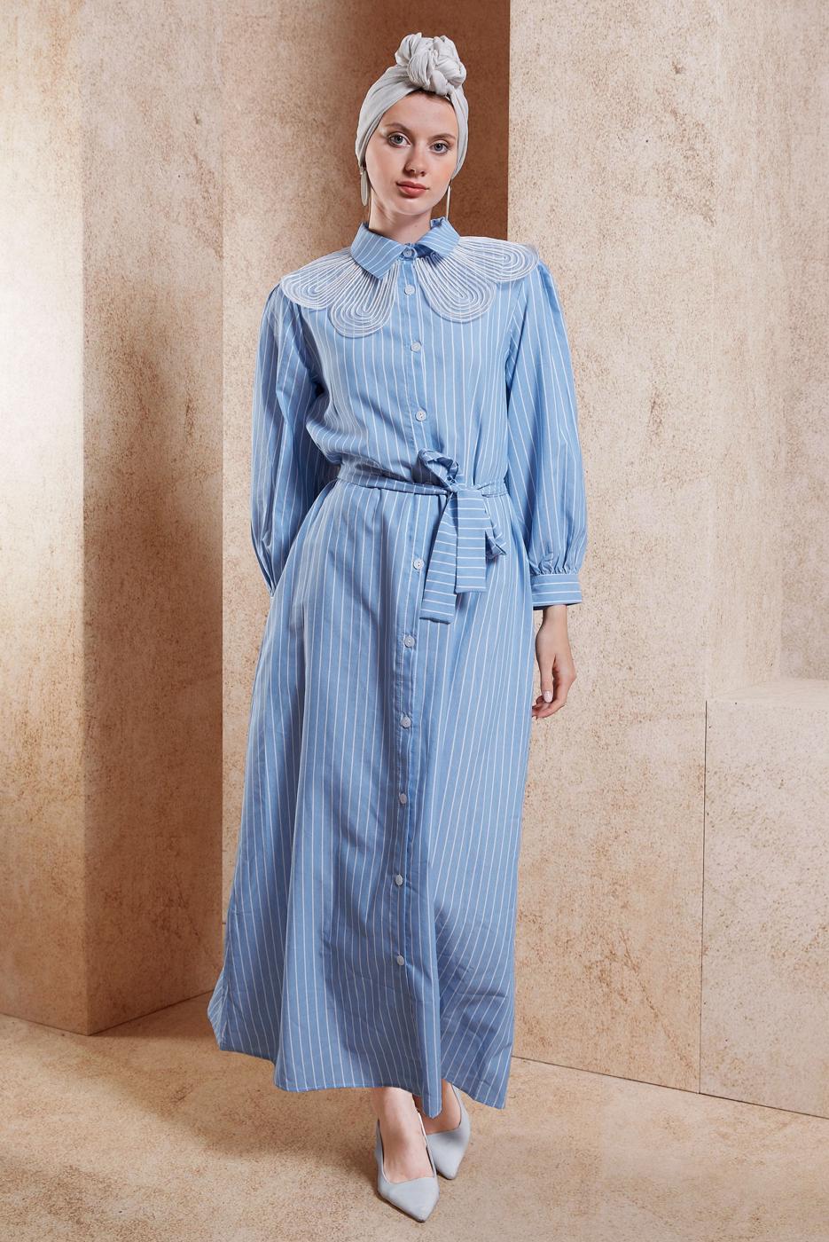 Tesettür giyim MAVİ KUŞAKLI ÇİZGİLİ ELBİSE T 3202