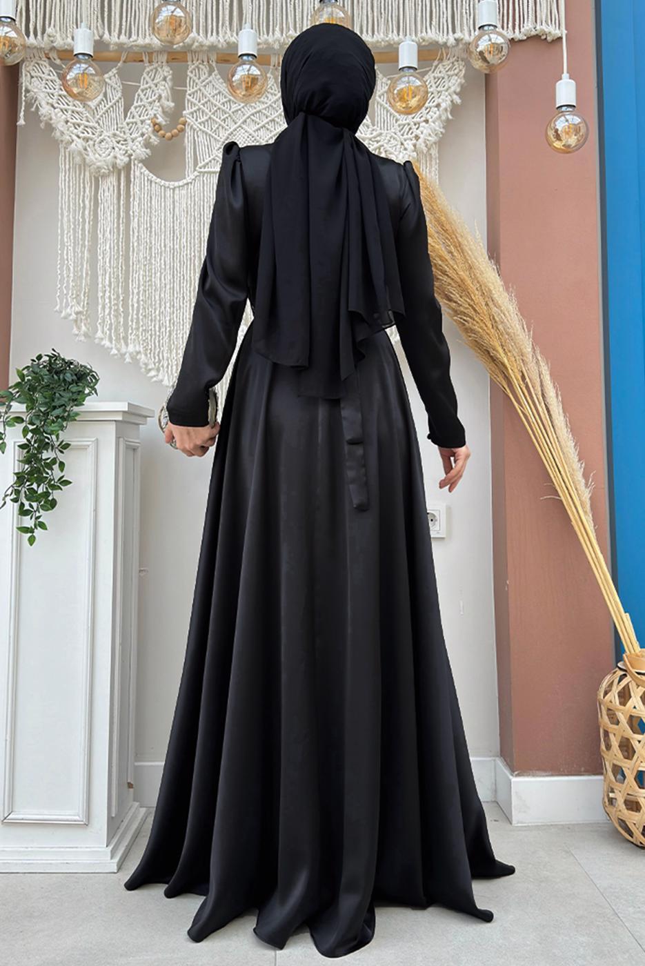 Tesettür giyim SİYAH KUŞAKLI SATEN ABİYE ELBİSE T 3683