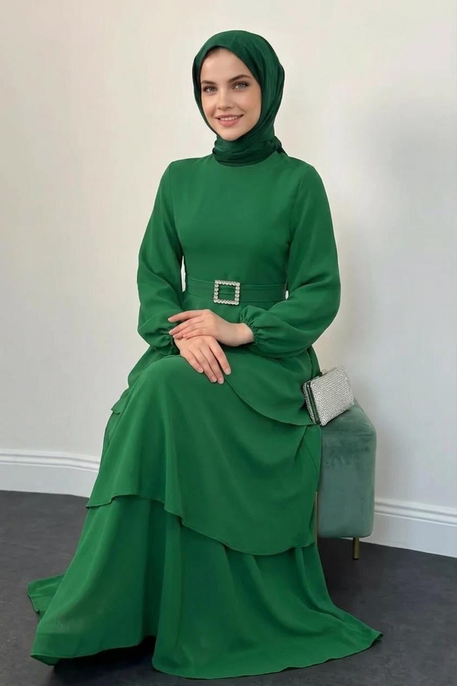 Tesettür giyim YEŞİL KEMERLİ KATLI ELBİSE T 3821
