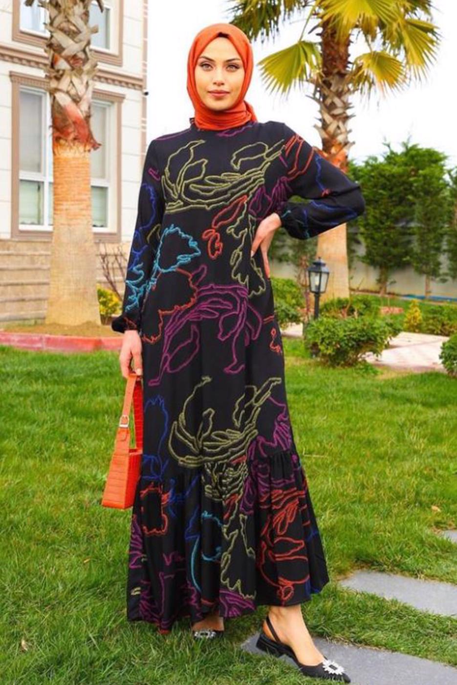 Tesettür giyim SİYAH DESENLİ VİSKON ELBİSE T 4320