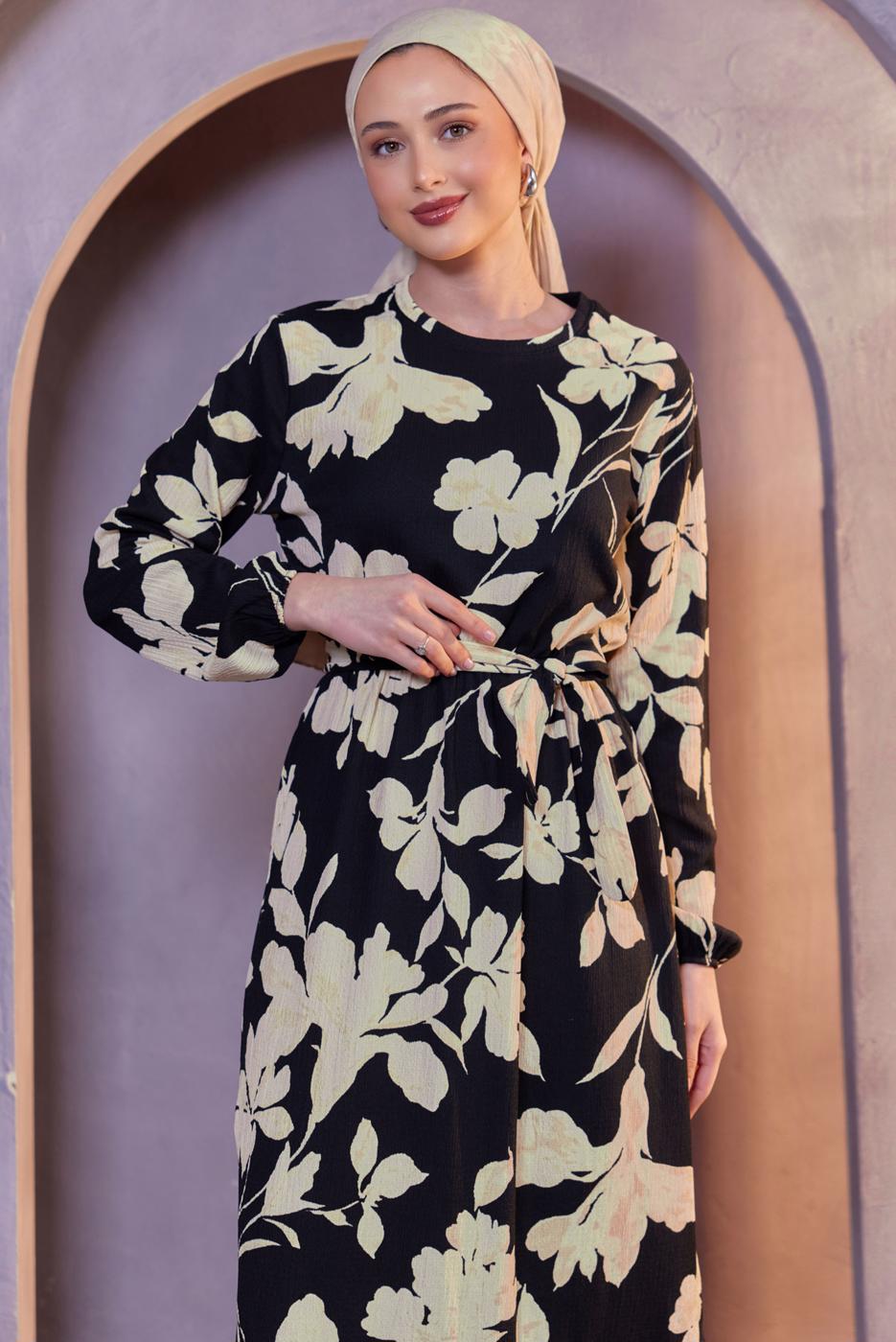 Tesettür giyim KREM KUŞAKLI ÇİÇEK DESENLİ ELBİSE T 4593
