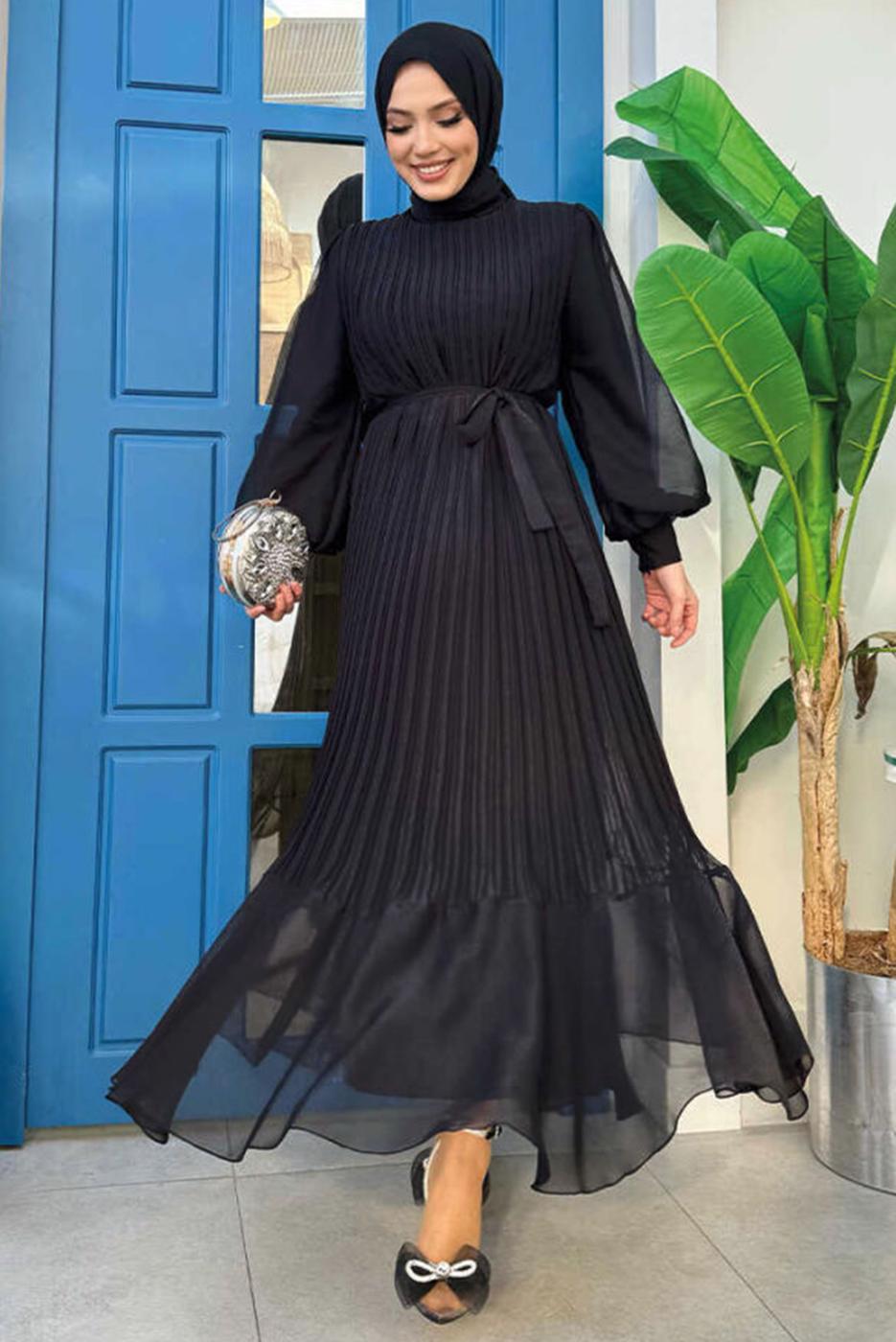 Tesettür giyim SİYAH KUŞAKLI PİLİSELİ ELBİSE T 4973