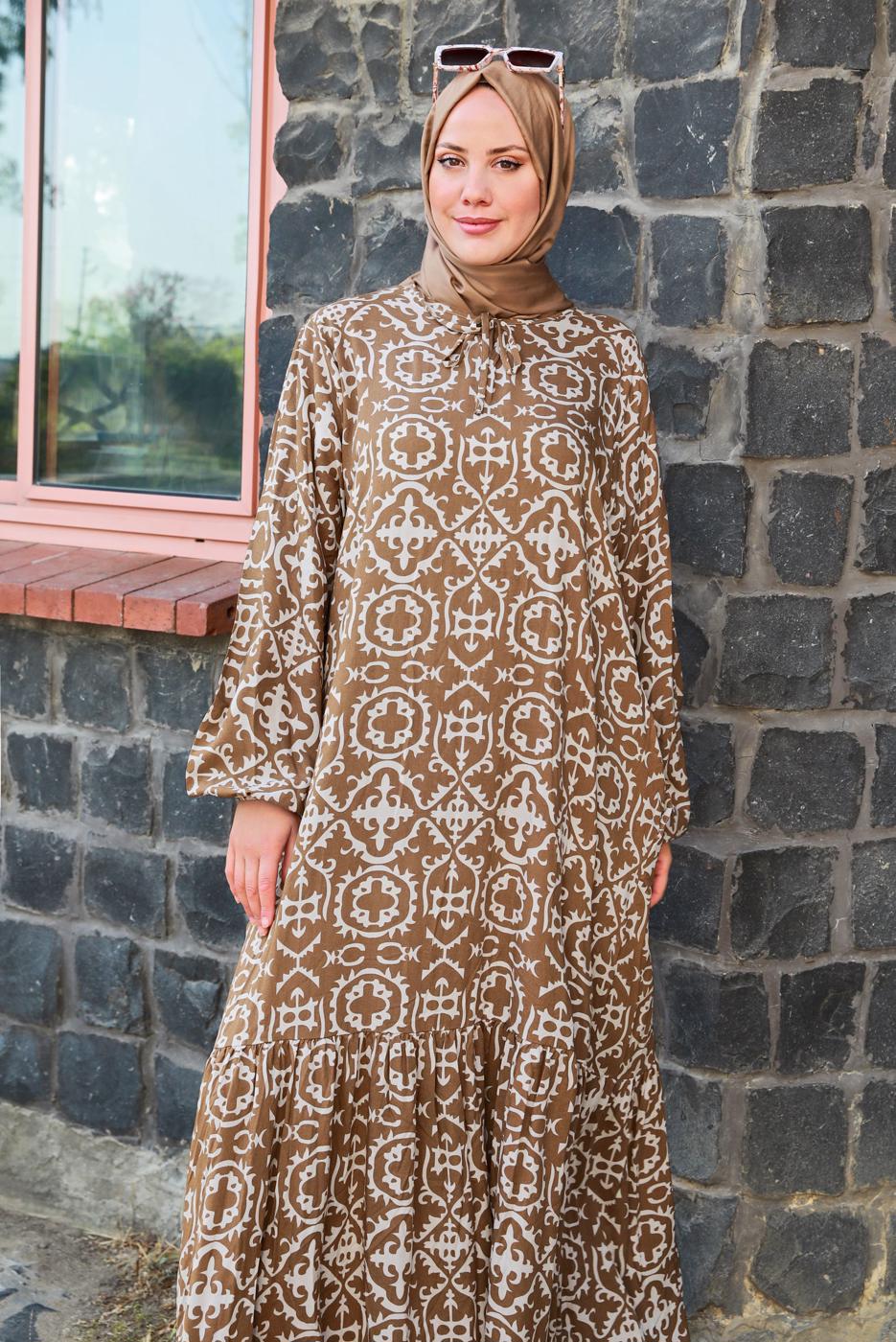 Vêtements hijab BRUN ROBE GRANDE TAILLE À MOTIFS T 5531