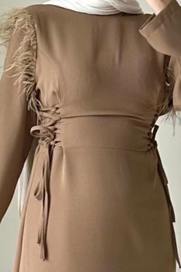 Tesettür giyim KAHVE TÜY DETAYLI ELBİSE T 5795 - TRENDTESETTÜR