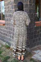 Tesettür giyim SİYAH DESENLİ VİSKON ELBİSE T 6645