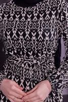 Tesettür giyim SİYAH KUŞAKLI DESENLİ BÜRÜMCÜK ELBİSE T 7493