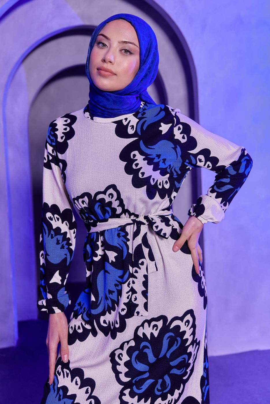 Tesettür giyim LACİVERT KUŞAKLI DESENLİ BÜRÜMCÜK ELBİSE T 7693