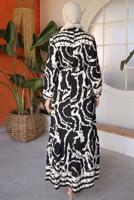 Tesettür giyim SİYAH KUŞAKLI DESENLİ ELBİSE T 81021