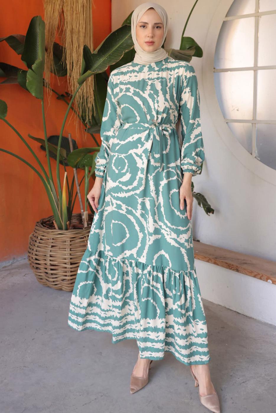 Tesettür giyim YEŞİL KUŞAKLI DESENLİ ELBİSE T 81021