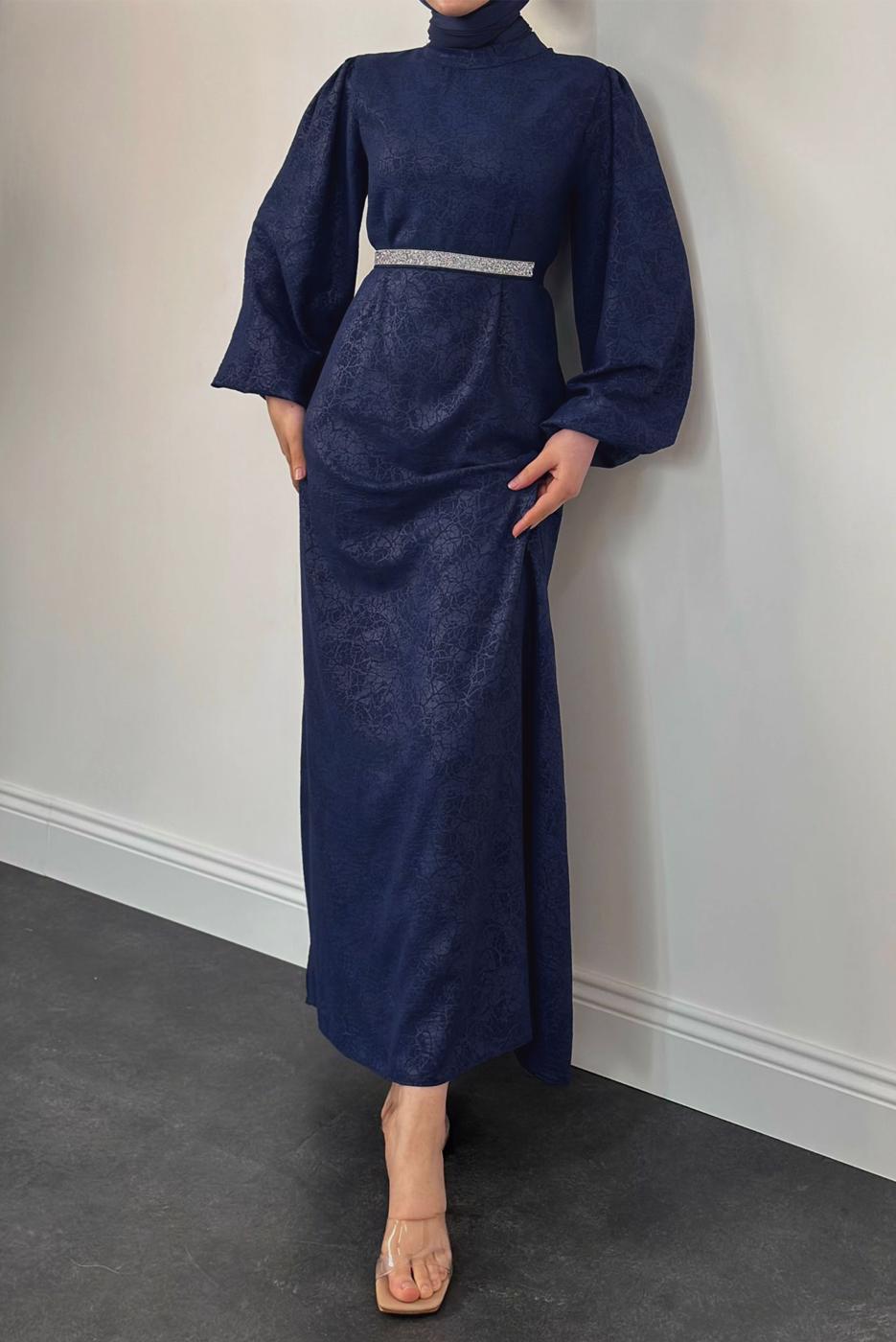 Tesettür giyim LACİVERT KUŞAKLI ELBİSE T 8906