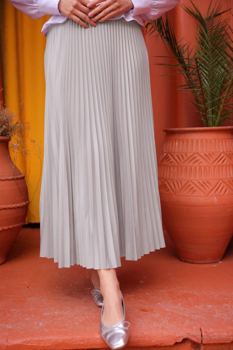 Tesettür giyim GRİ PİLİSELİ ETEK T 9831